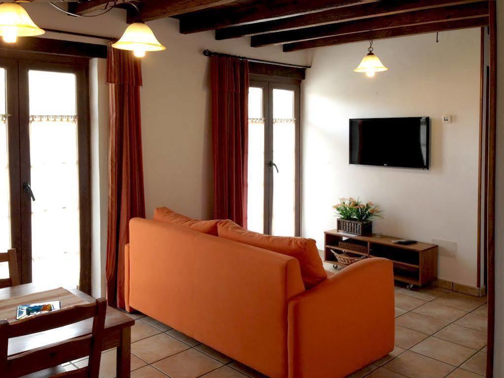 La Huertona Apartament *